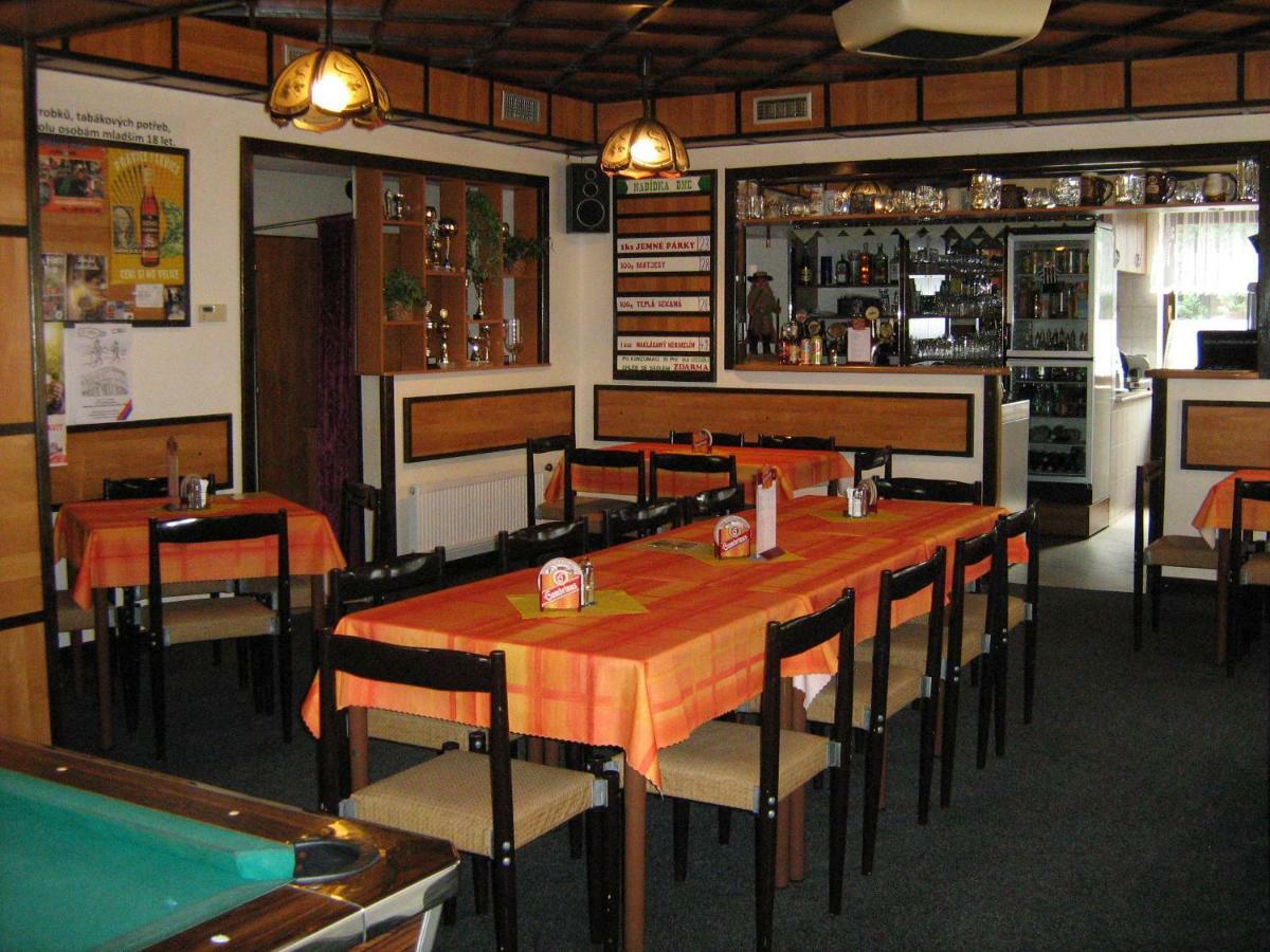 Penzion Albina - Restaurace Vysoke nad Jizerou Luaran gambar