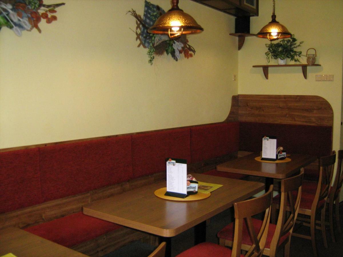 Penzion Albina - Restaurace Vysoke nad Jizerou Luaran gambar