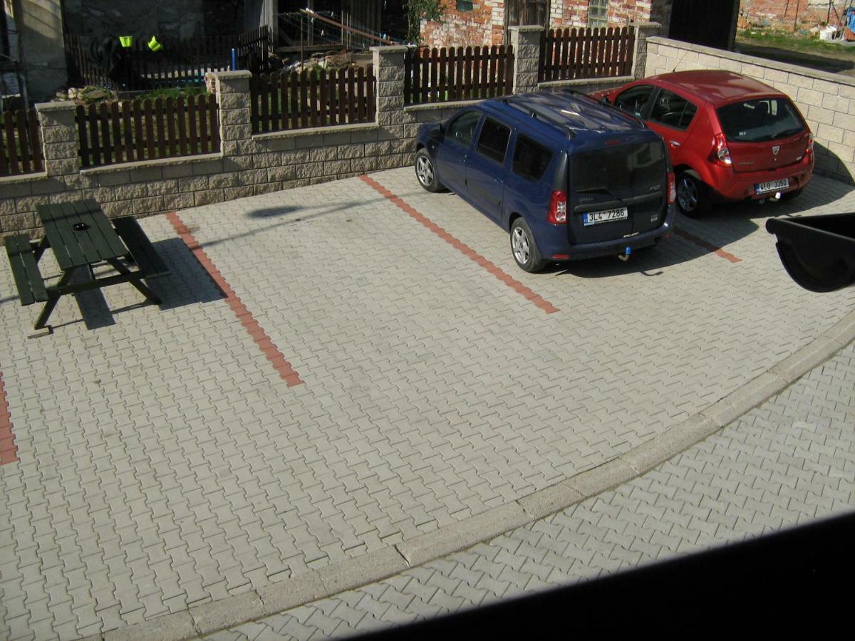 Penzion Albina - Restaurace Vysoke nad Jizerou Luaran gambar